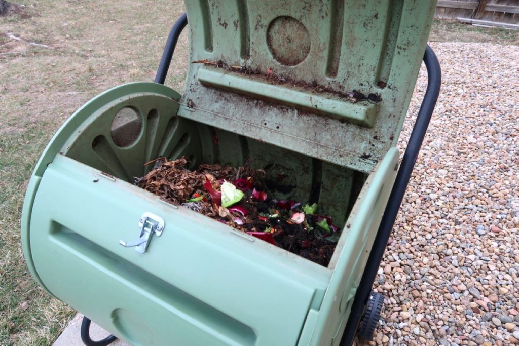 compost tumbler